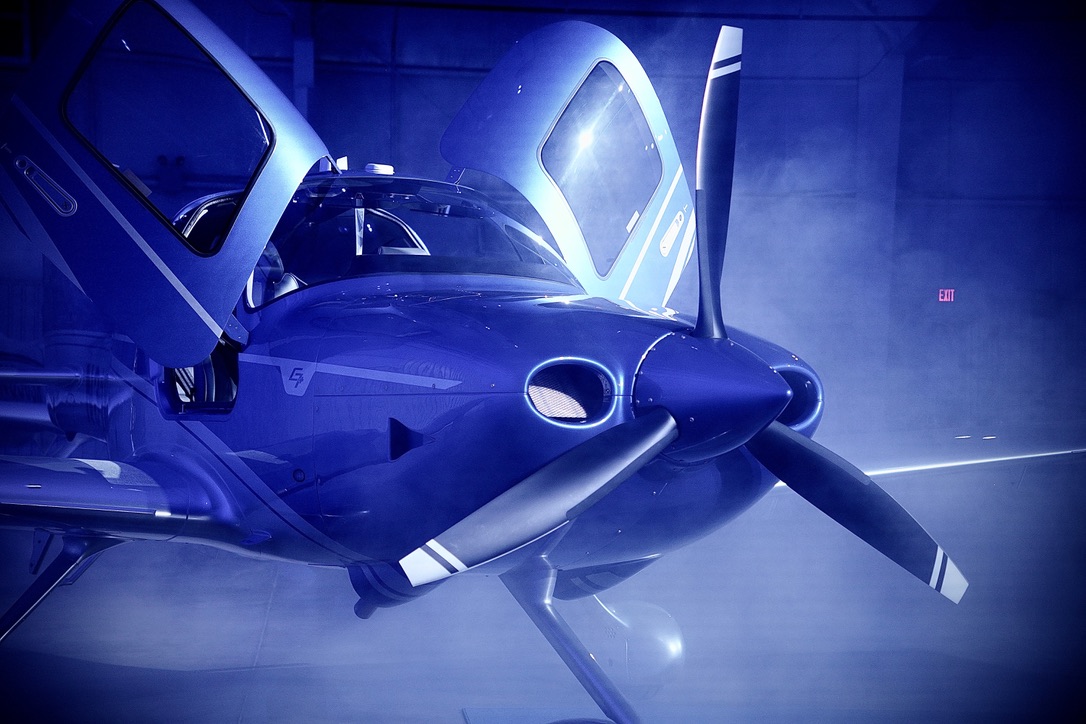 Composite propeller on N311ZZ Cirrus SR20 G7+